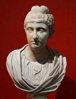Buste de Faustine l'Ancienne, musées du Capitole. Source : wiki/Faustine l'Ancienne/ licence : CC BY-SA 3.0