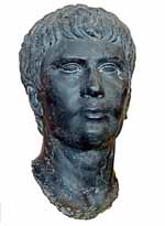 Portrait d'Agrippa Postumus (musée du Louvre). Source : wiki/Agrippa Postumus/ licence : CC BY 3.0