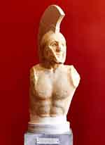 Hoplite casqué dit « Léonidas », début du 5ème siècle av. jc, Musée archéologique de Sparte.