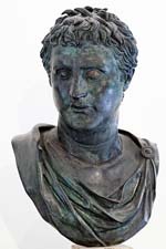 statue représentant Eumène II Sôter Roi de Pergame en 197 av. jc