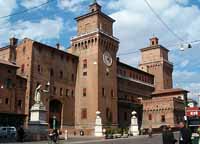 Castello Estense à Ferrare de nos jours. 