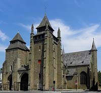 Cathédrale Saint-Étienne de Saint-Brieuc (source : wiki/ Diocèse de Saint-Brieuc et Tréguier (Évêché traditionnel de Saint-Brieuc/ GO69)