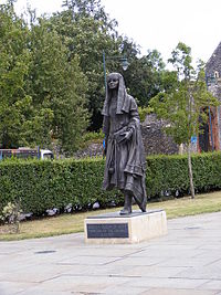 Statue de Berthe au jardin Lady Wootton à Canterbury