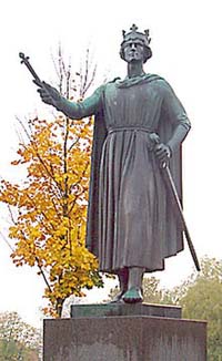 Sculpture sur la place centrale Torvet à Ringsted au Danemark de Valdemar 1er Roi de Suède de 1250 à 1275/ Source : wiki/Valdemar Ier (roi de Danemark)/ 