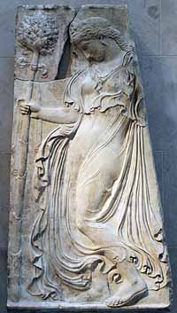 Ménade dansant, copie romaine de l'original grec attribué à Callimaque vers 425-400 avant notre ère au Metropolitan Museum of Art.